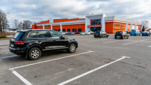 Navigating Selfridges parking lot
